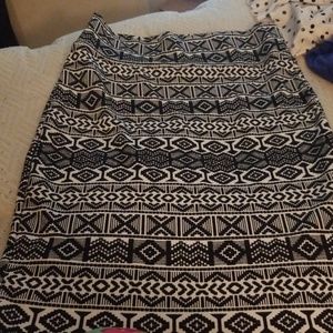 LulaRoe Black & White Skirt